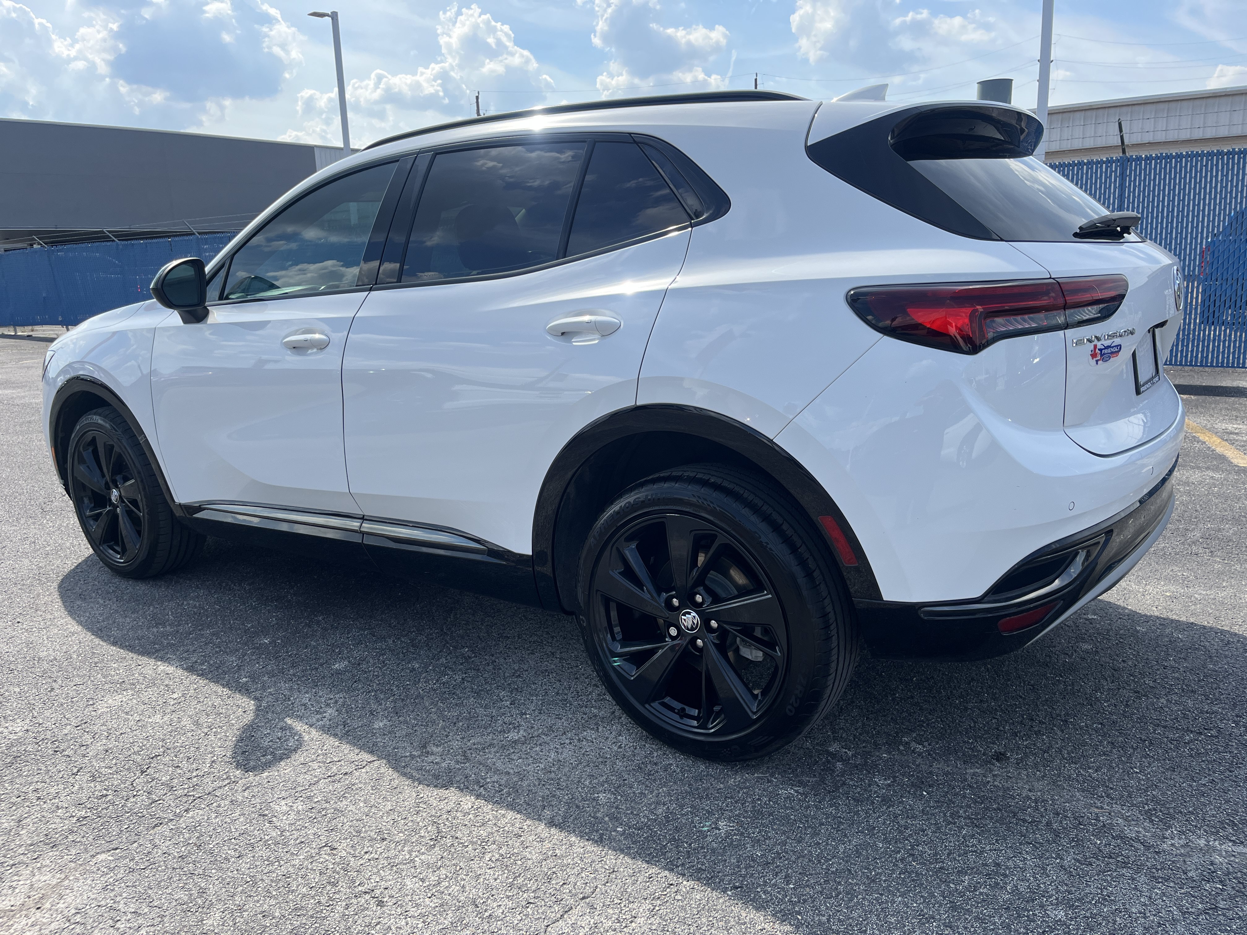 Used 2023 Buick Envision Essence w/ Sport Touring Package FWD image 6