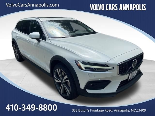 New 2026 Volvo V60 B5 Cross Country Plus w/ Protection Package Premier AWD/4WD image 1