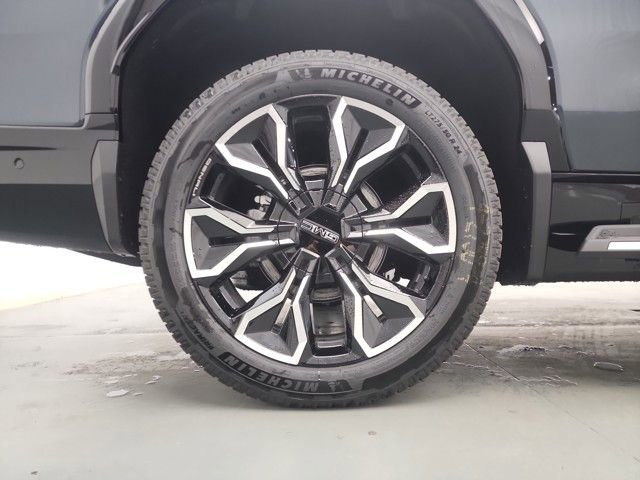 New 2025 GMC Sierra EV Denali image 35