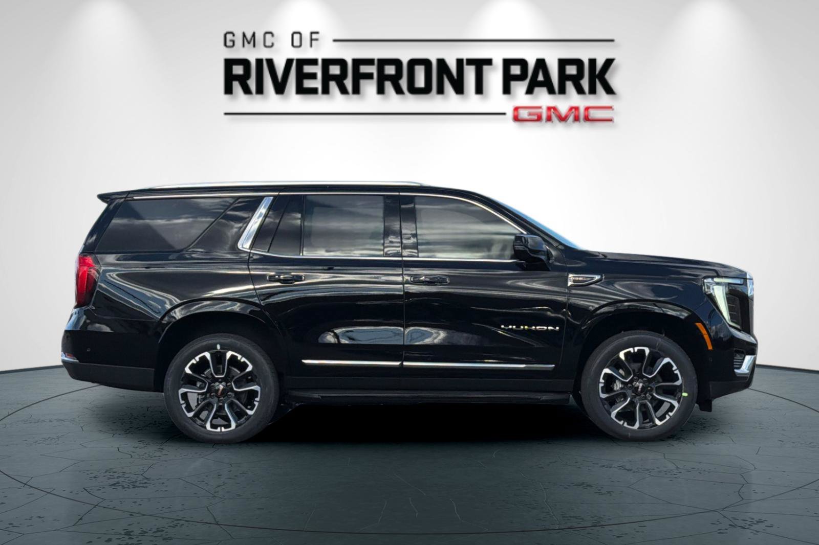 New 2026 GMC Yukon Elevation AWD/4WD image 2