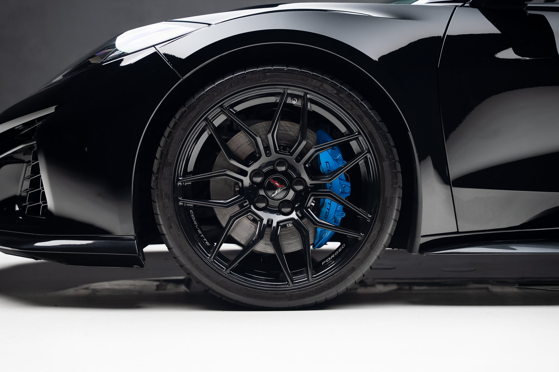 Used 2024 Chevrolet Corvette Z06 RWD image 21