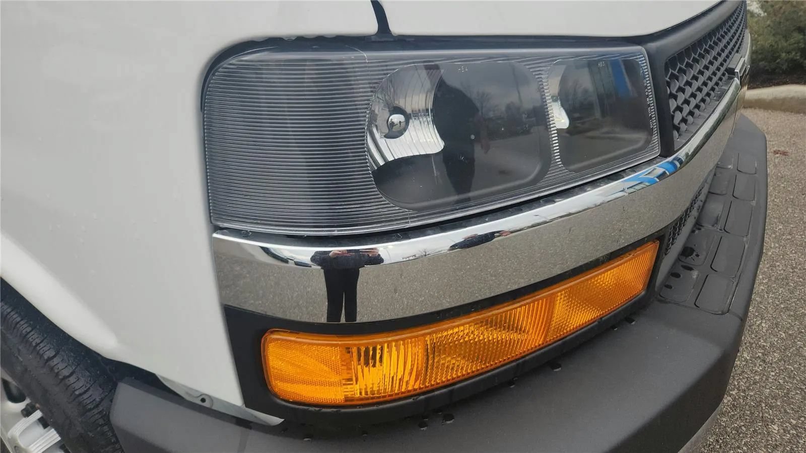 New 2025 Chevrolet Express 3500 w/ Power Convenience Package RWD image 44