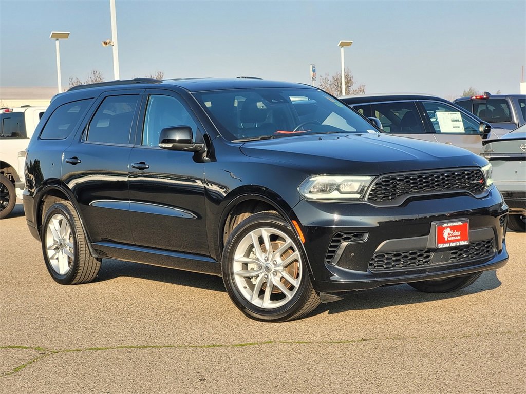 Used 2024 Dodge Durango GT image 2