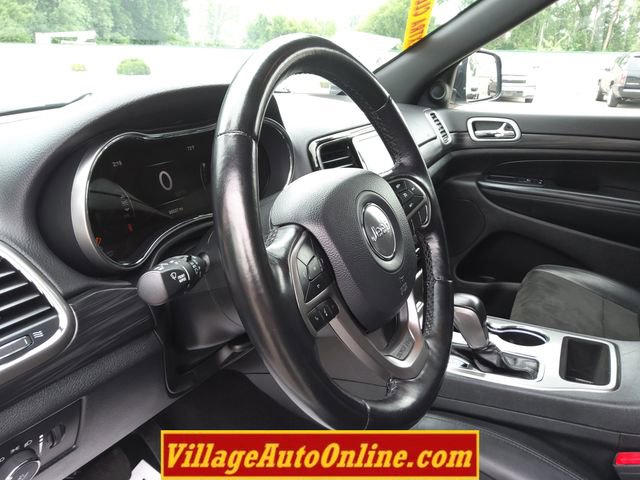 Used 2020 Jeep Grand Cherokee Altitude image 21