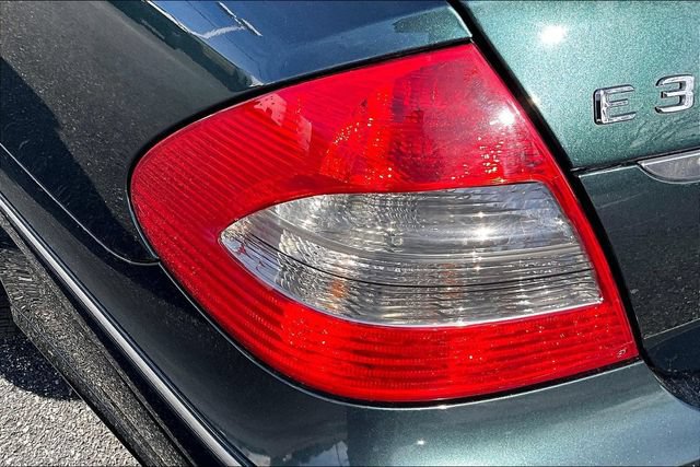 Used 2007 Mercedes-Benz E 350 Sedan image 21