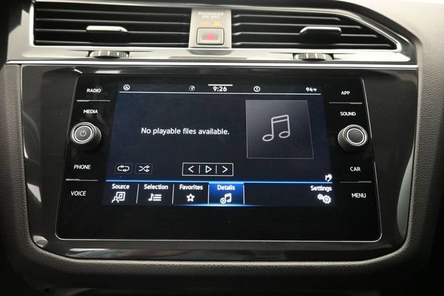 Used 2022 Volkswagen Tiguan SE FWD image 14