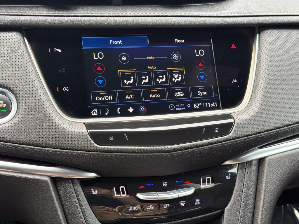 Certified 2024 Cadillac XT6 Luxury w/ LPO, Floor Liner Package AWD/4WD image 7