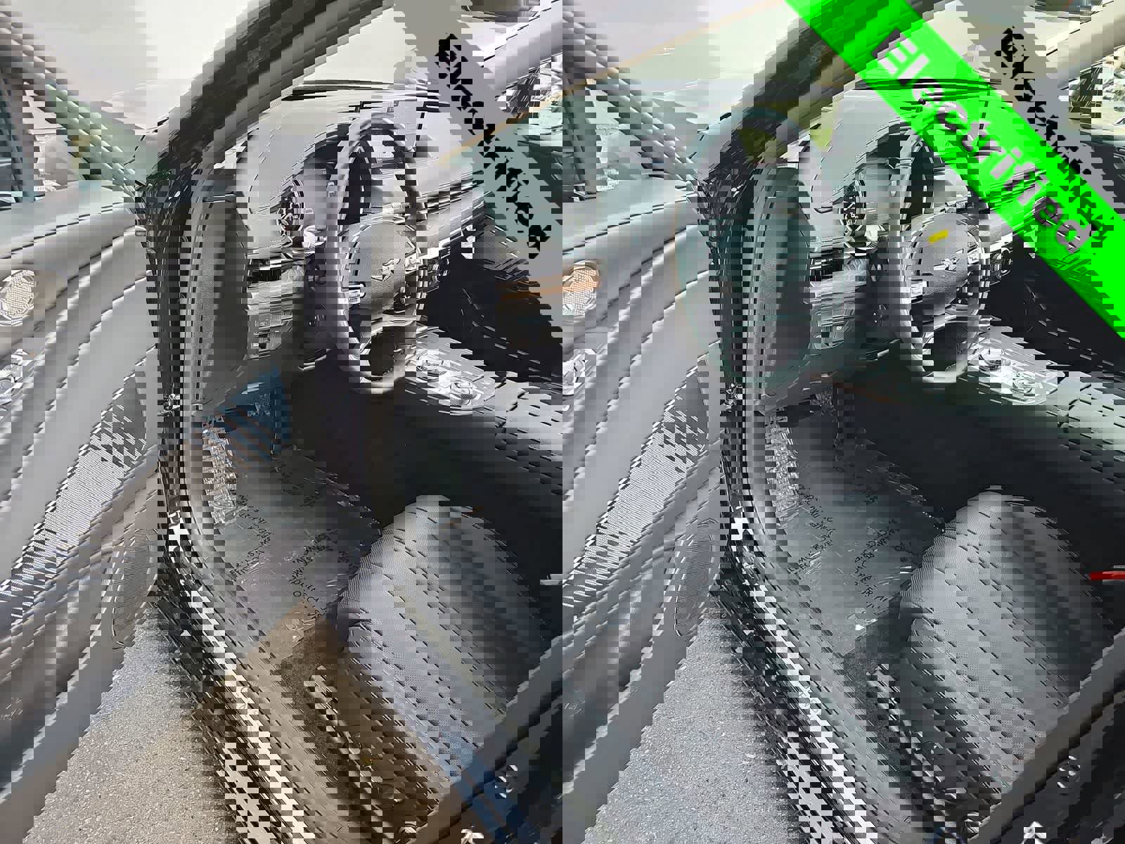 Used 2024 Genesis G80 image 10