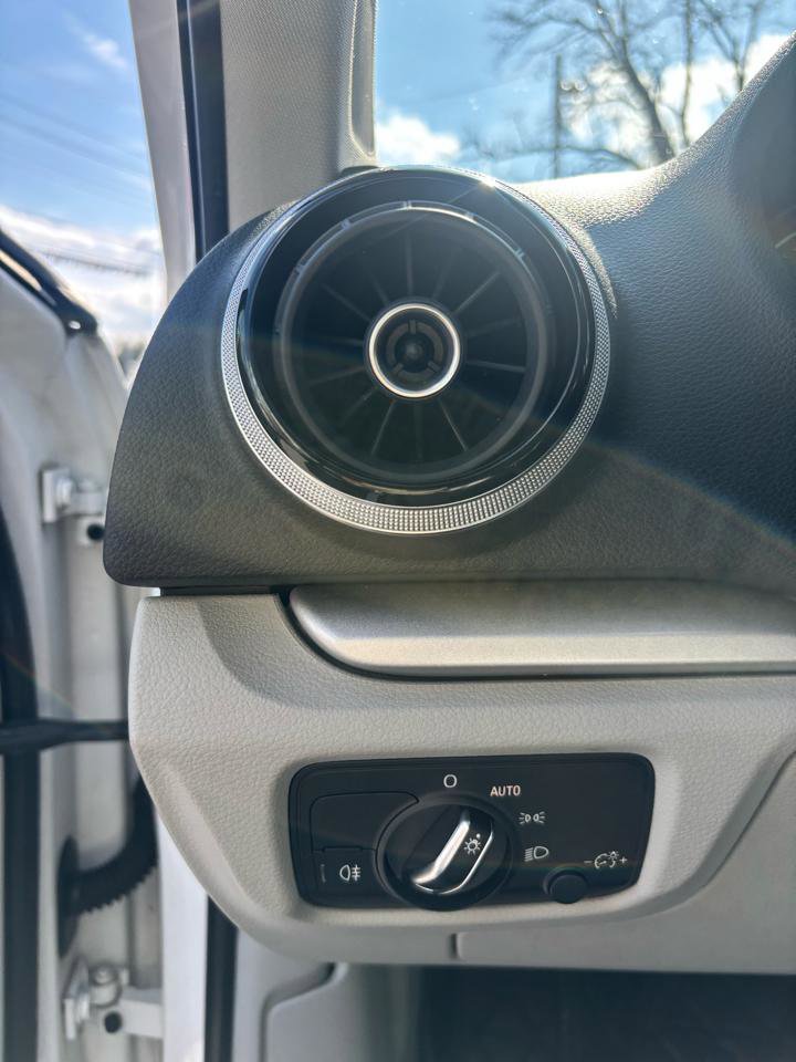 Used 2016 Audi A3 2.0T Premium image 12