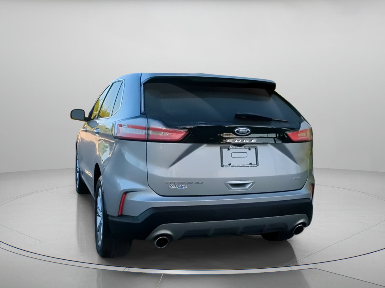 Certified 2023 Ford Edge Titanium image 23