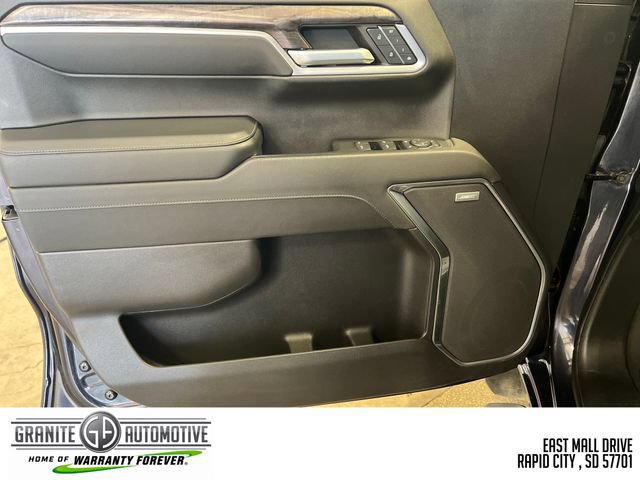 Used 2022 Chevrolet Silverado 1500 LTZ w/ LTZ Premium Package AWD/4WD image 10