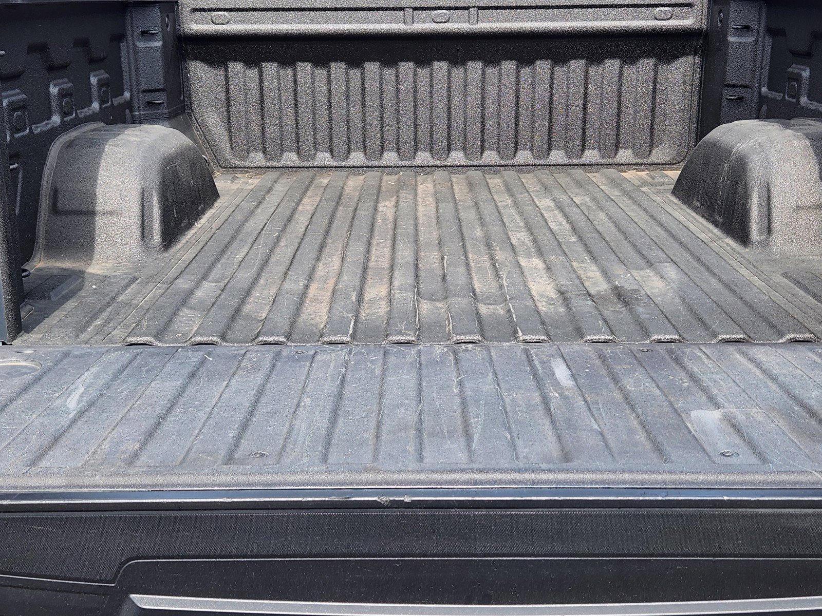 Used 2020 Chevrolet Silverado 1500 Custom w/ Custom Value Package RWD image 27