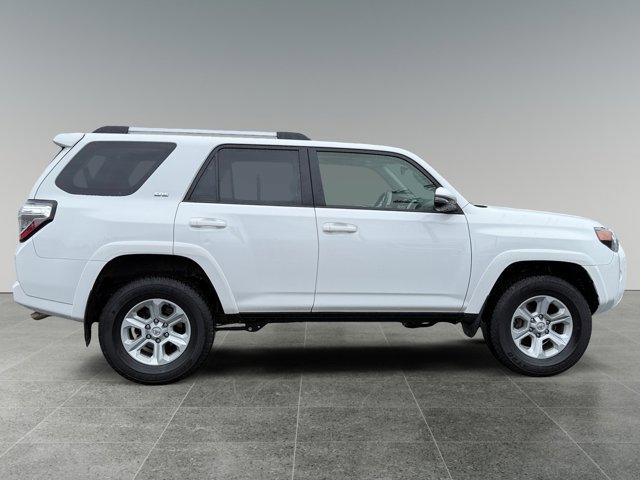 Used 2023 Toyota 4Runner SR5 Premium w/ Moonroof Package image 5