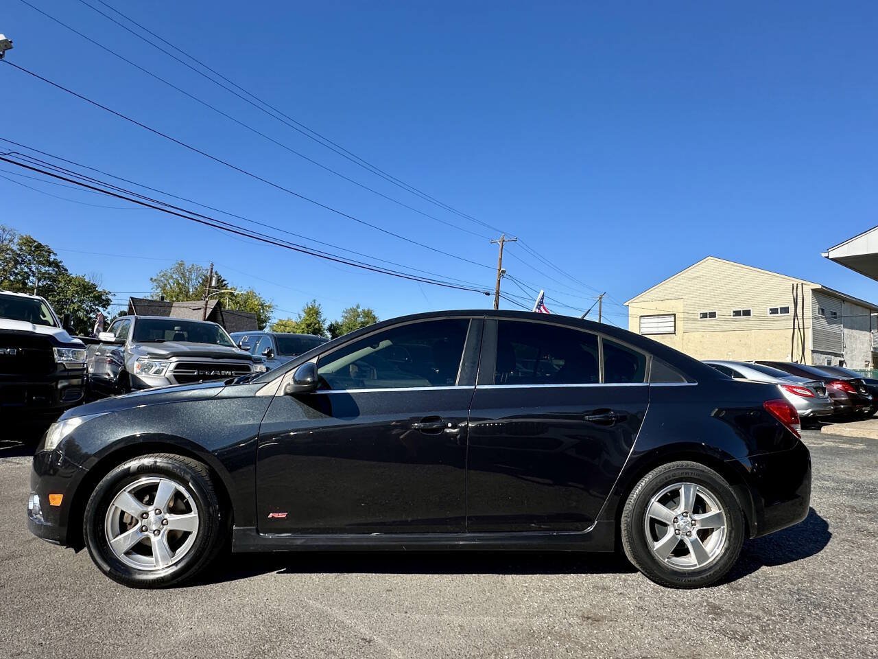 Used 2013 Chevrolet Cruze LT w/ RS Package FWD image 2