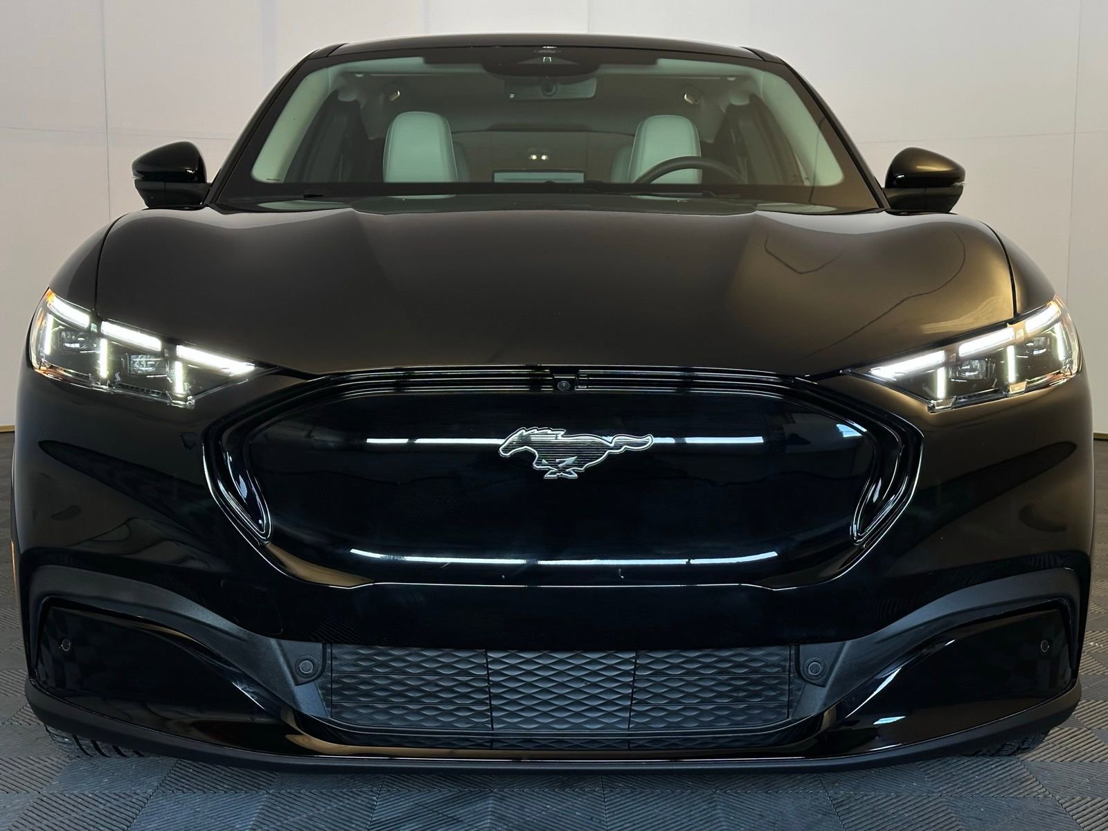 Used 2025 Ford Mustang Mach-E Premium image 23