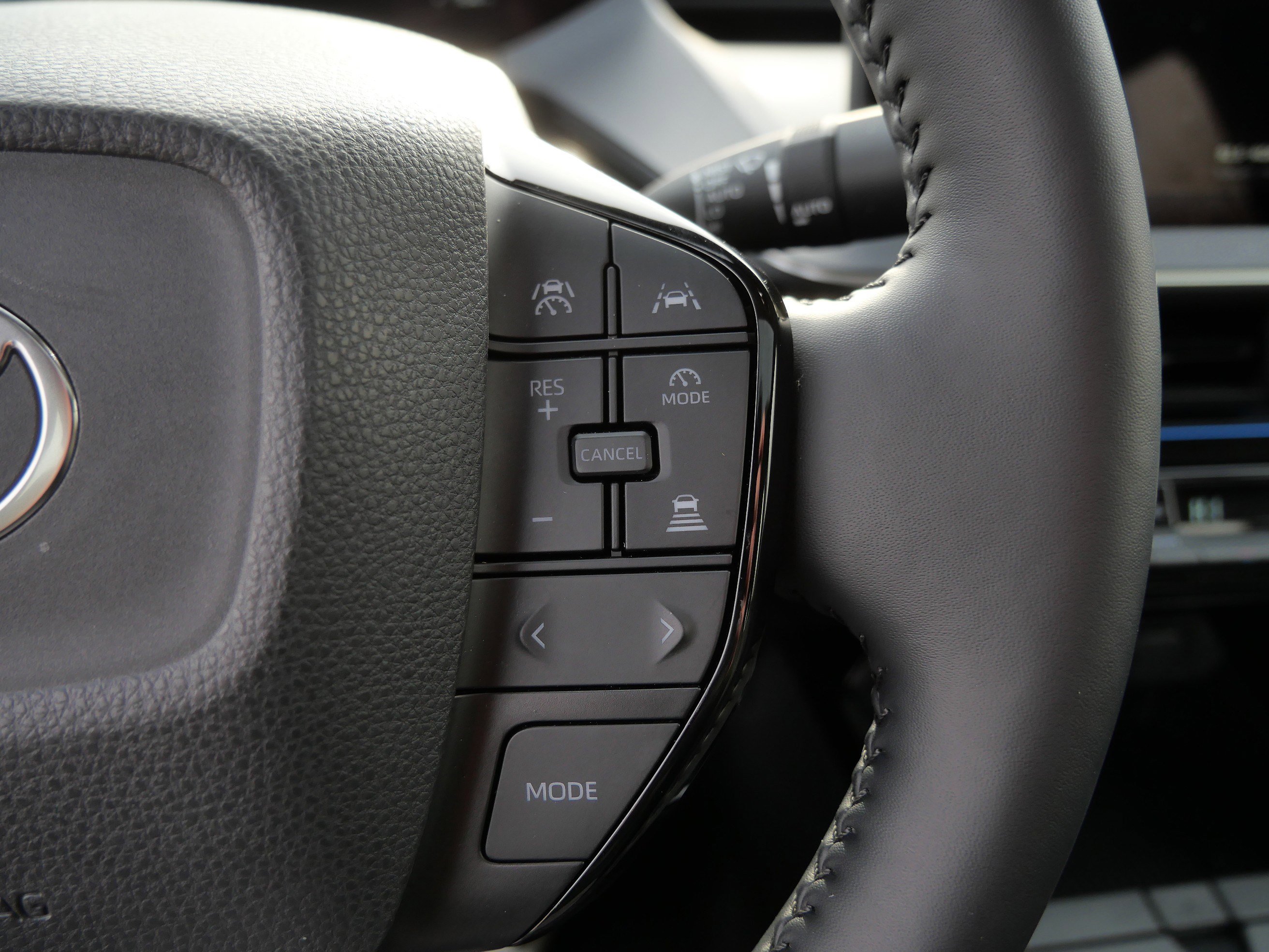 Used 2026 Toyota Prius AWD image 29