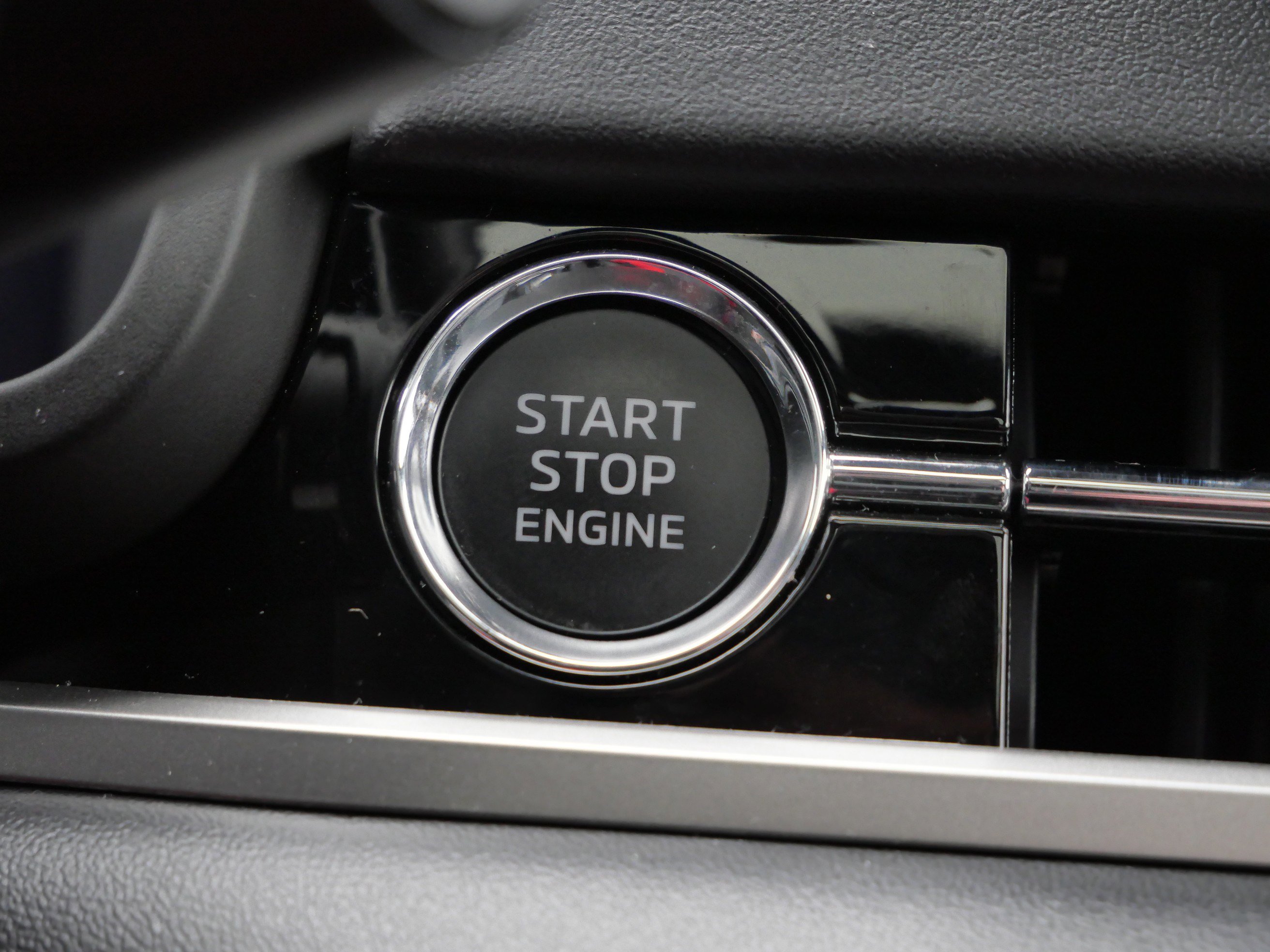 Used 2023 Mitsubishi Outlander SEL Black Edition image 31