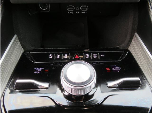 Used 2024 Jeep Wagoneer L Series III w/ Flexible Seating Group image 8