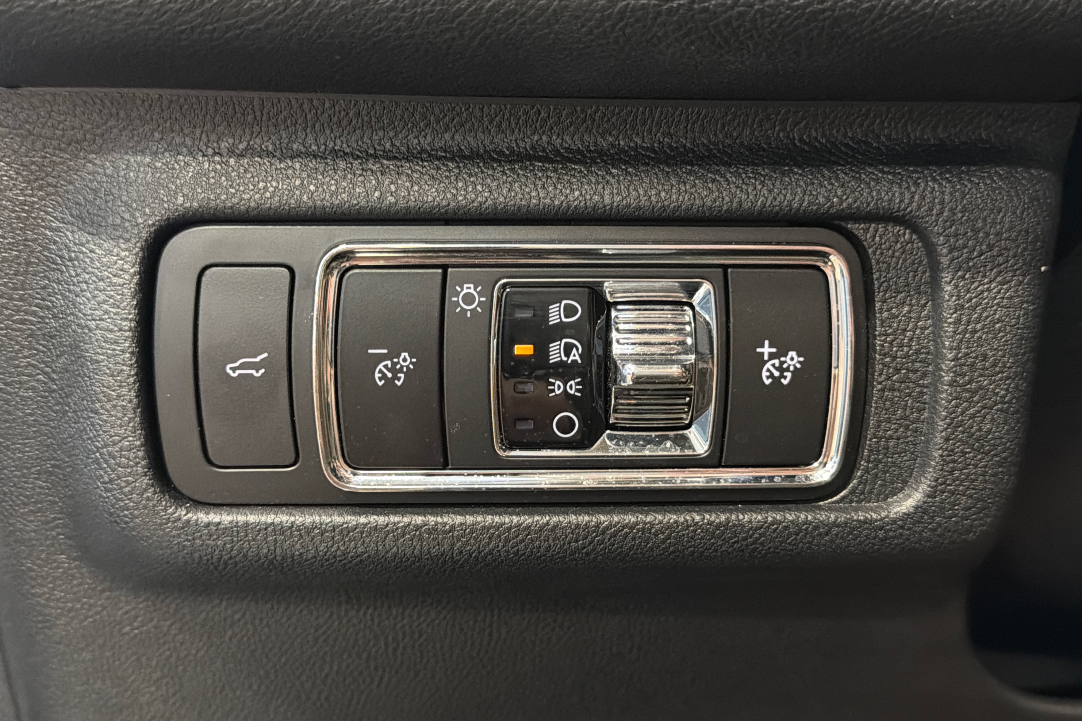 Used 2023 Lincoln Corsair Reserve w/ Equipment Group 202A AWD/4WD image 20
