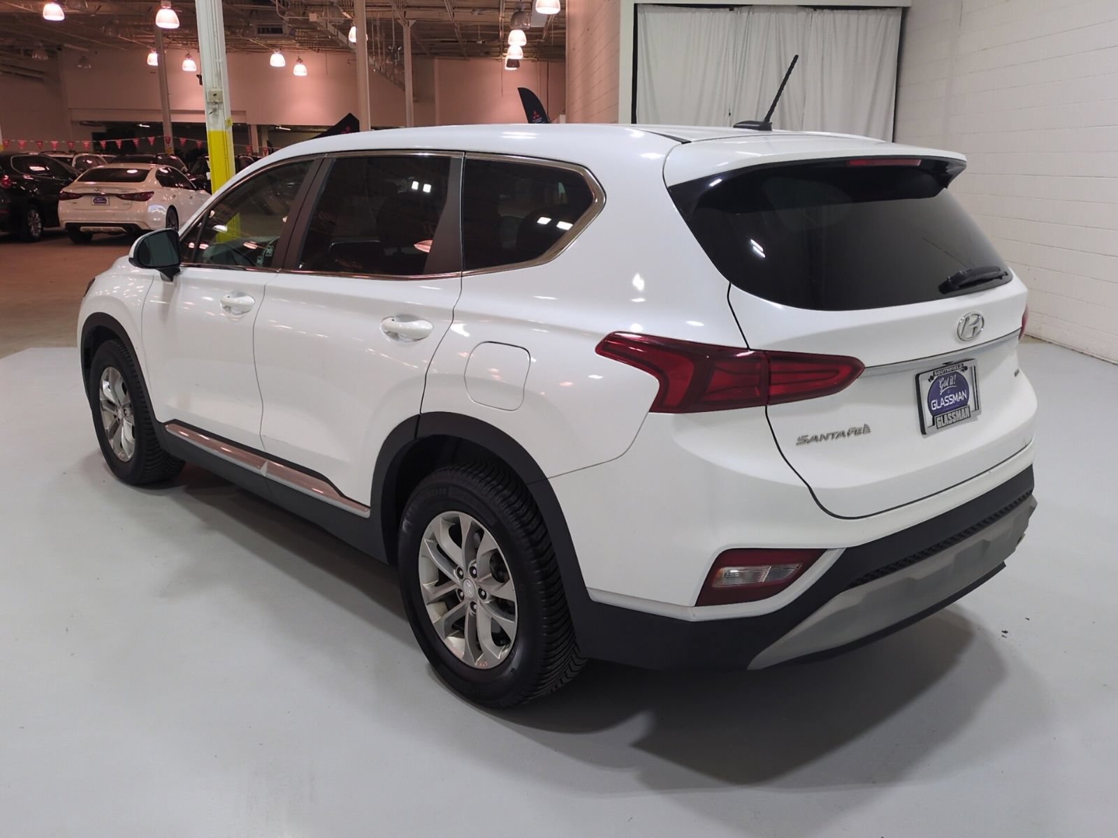 Used 2019 Hyundai Santa Fe SE AWD/4WD image 5