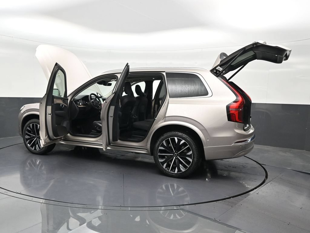 New 2026 Volvo XC90 B6 Plus AWD/4WD image 32