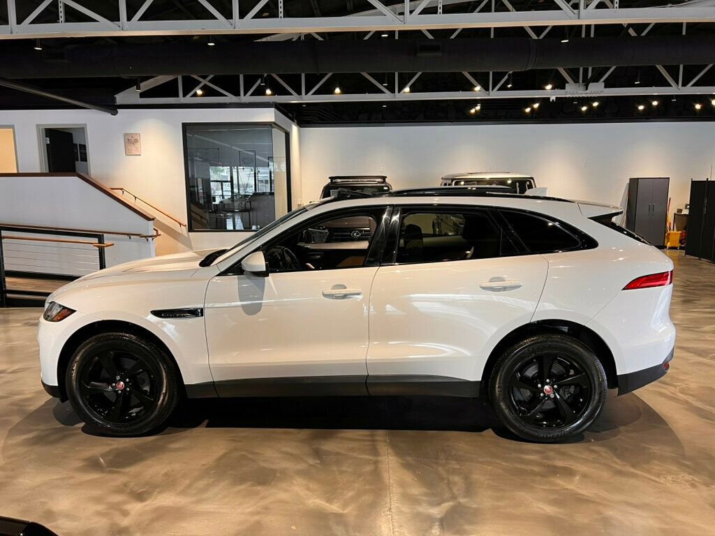 Used 2019 Jaguar F-PACE Premium image 2