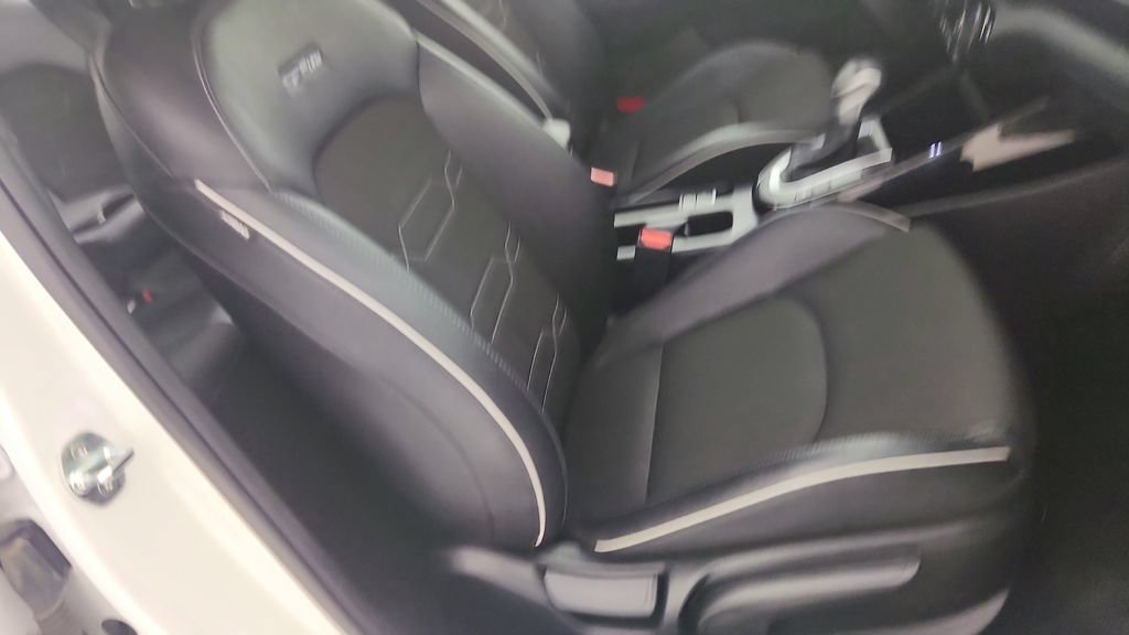 Used 2024 Kia Forte GT-Line w/ GT-Line Premium Package FWD image 31