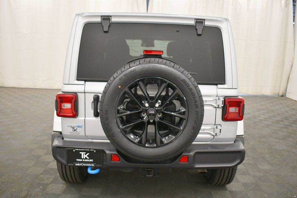Used 2024 Jeep Wrangler Unlimited Sahara image 6