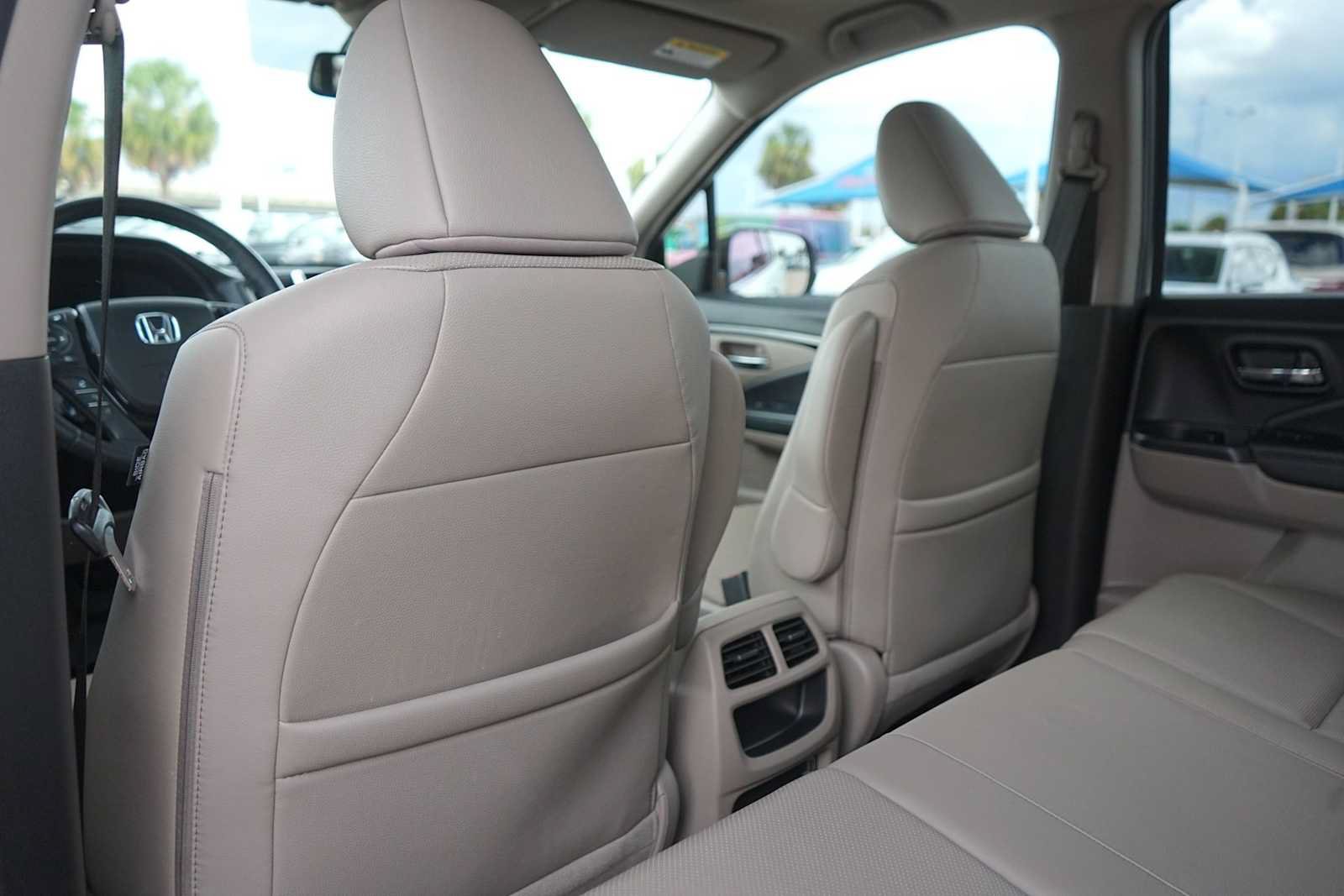 Used 2019 Honda Ridgeline RTL-E image 14