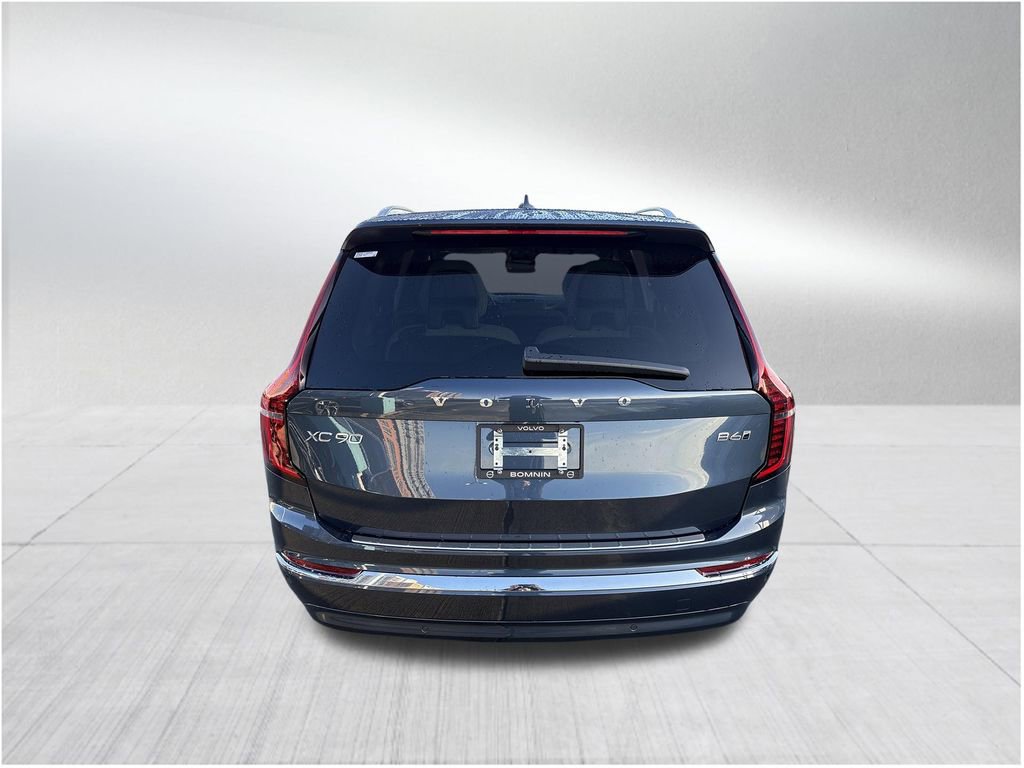 New 2026 Volvo XC90 B6 Plus w/ Protection Package Premier image 5