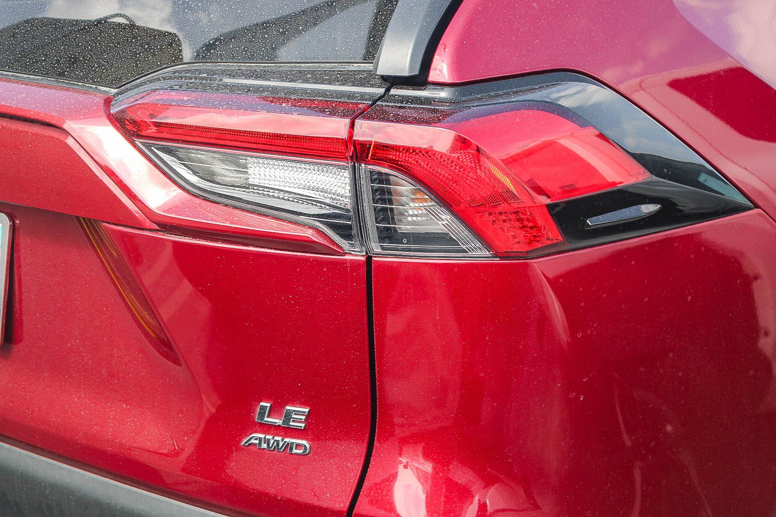 Certified 2022 Toyota RAV4 LE AWD/4WD image 15