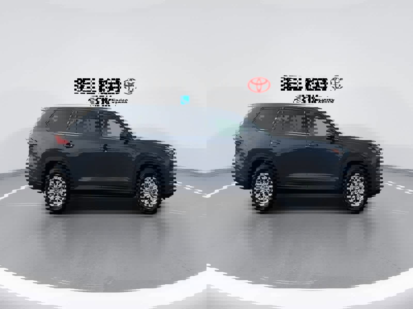 Used 2025 Toyota Grand Highlander AWD image 9