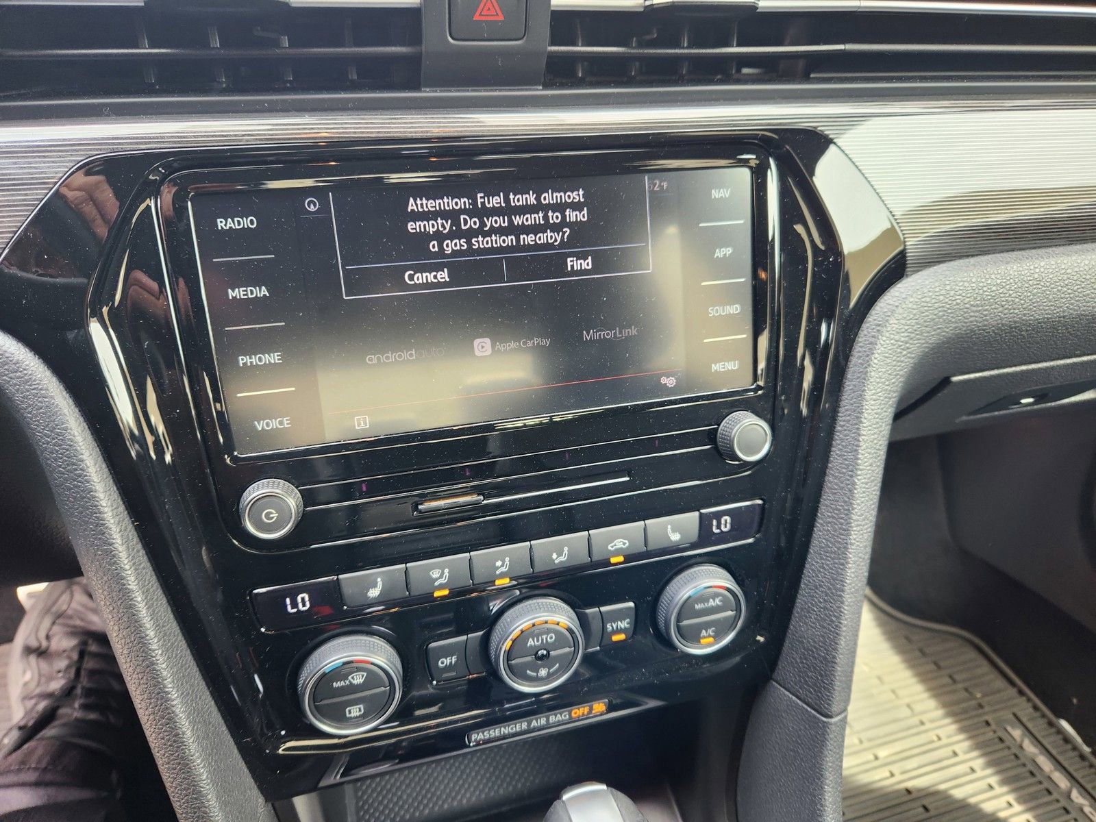 Used 2021 Volkswagen Passat 2.0T R-Line FWD image 13