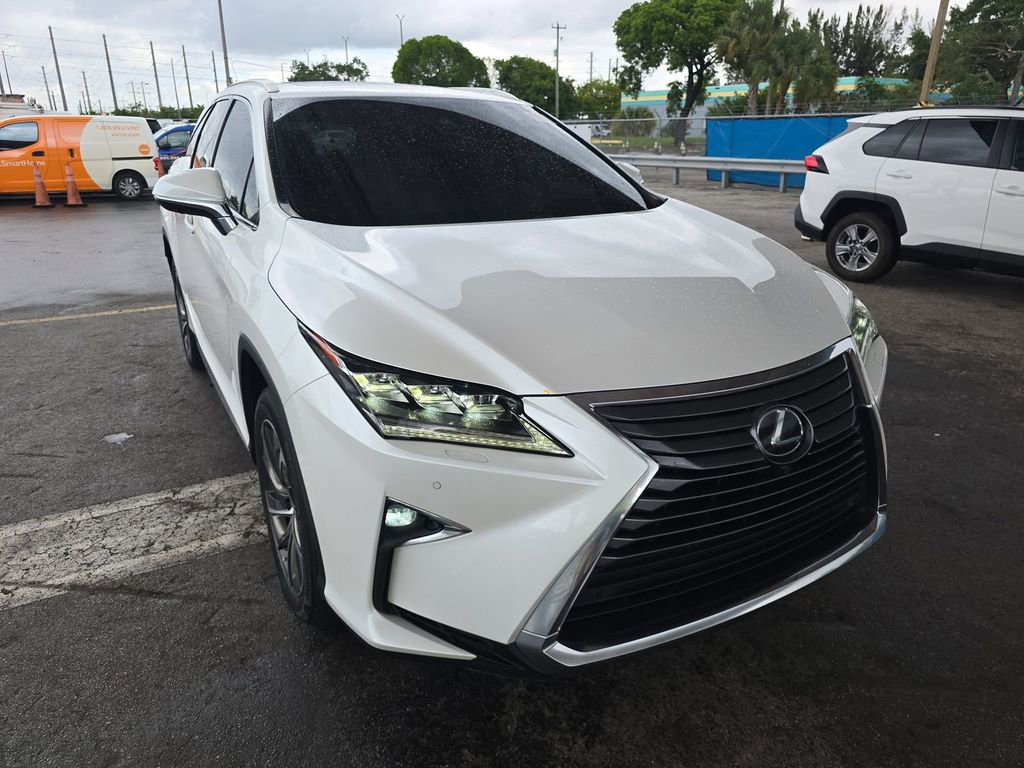 Used 2019 Lexus RX 350L Luxury w/ Accessory Package FWD image 4