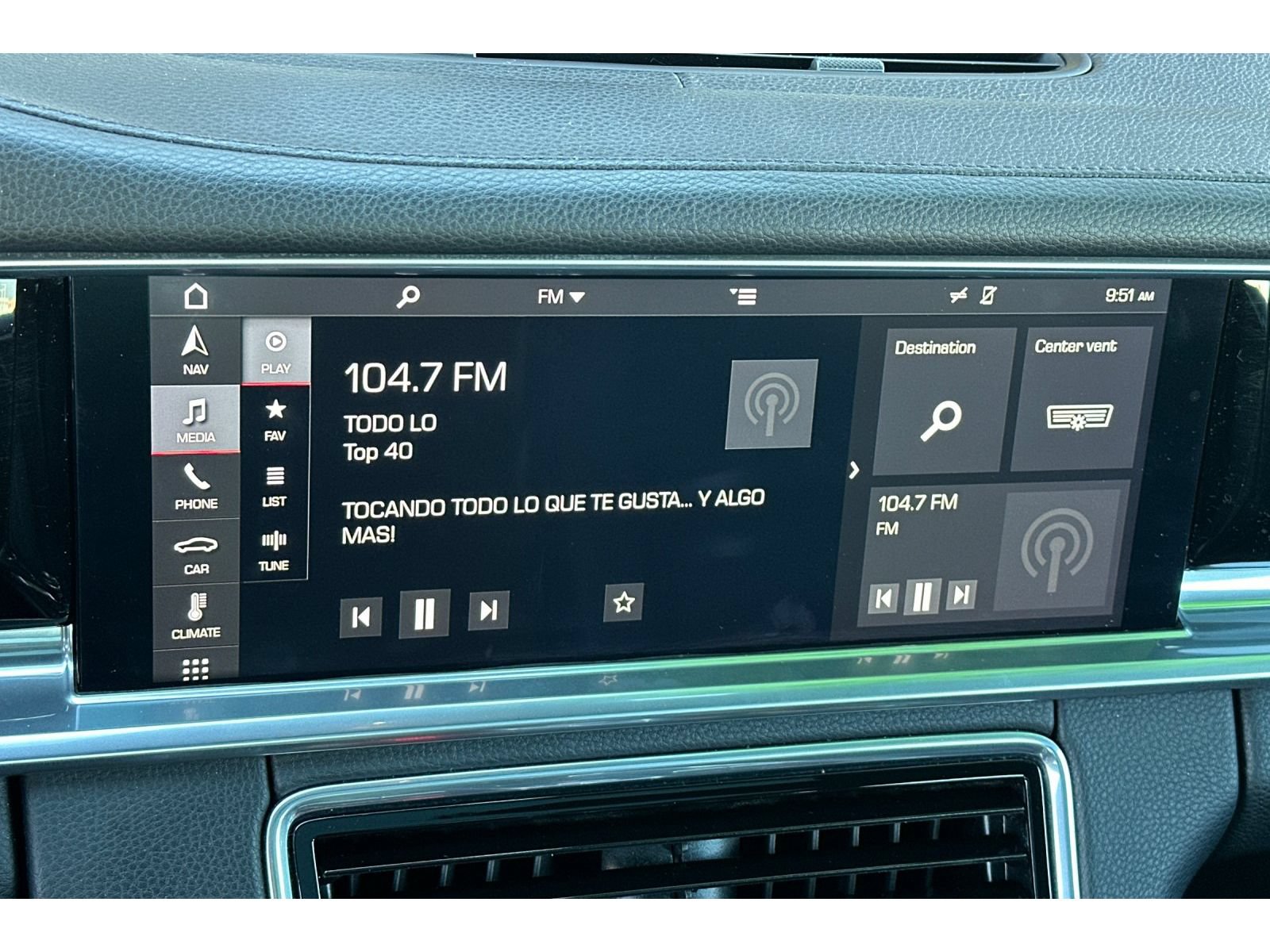 Used 2019 Porsche Panamera 4 AWD/4WD image 20