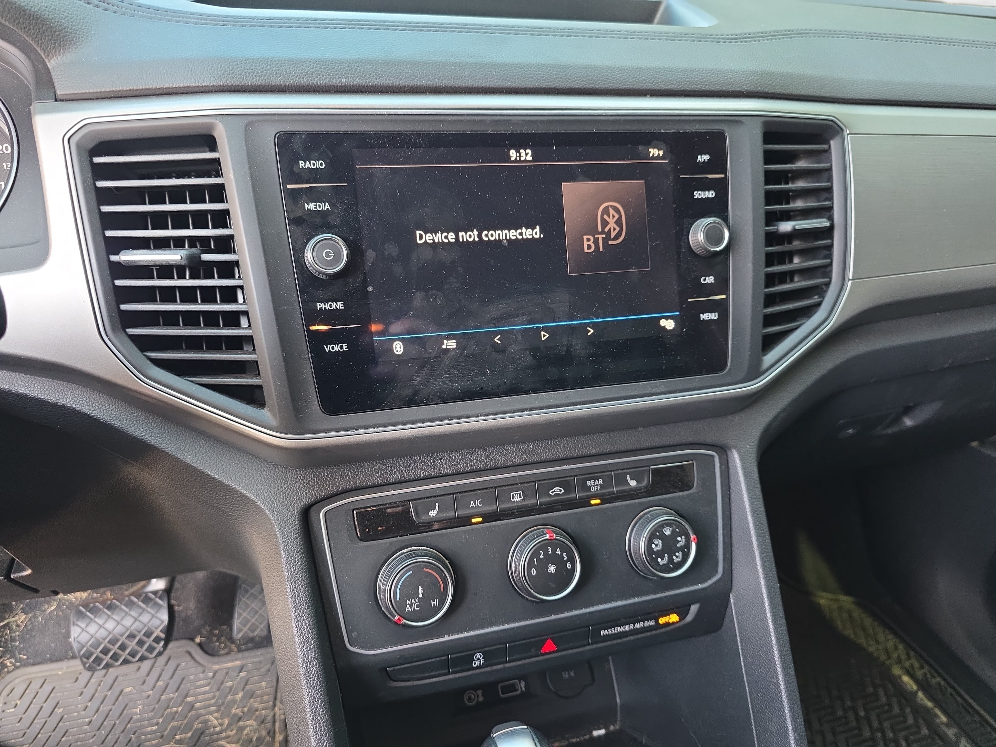 Used 2018 Volkswagen Atlas SE FWD image 6