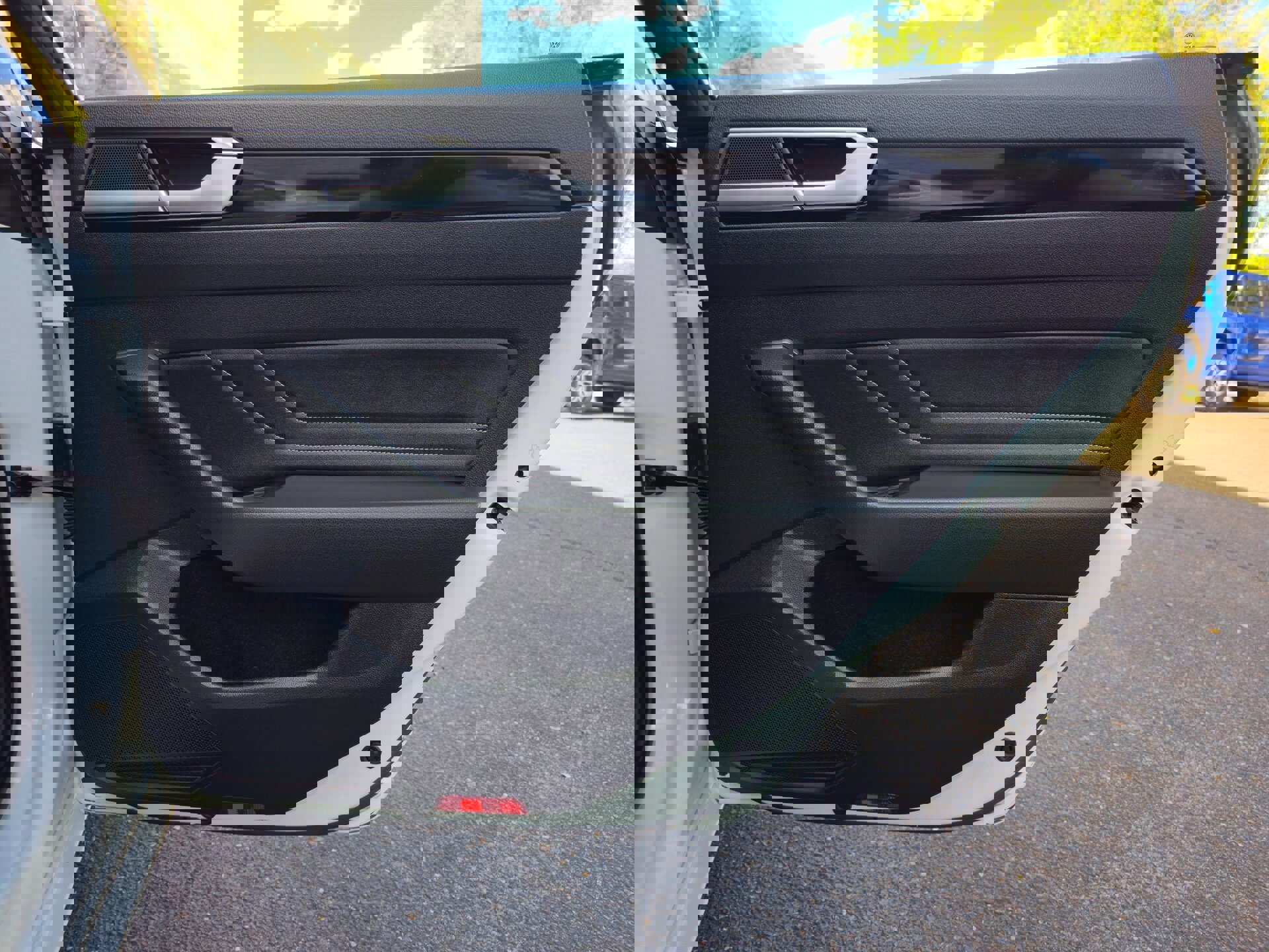 Used 2022 Volkswagen Arteon SE image 32