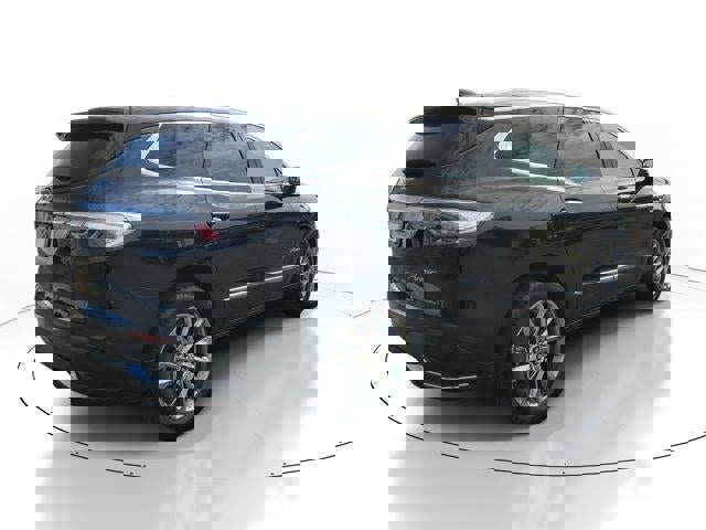 Used 2024 Buick Enclave Avenir w/ Avenir Technology Package image 3