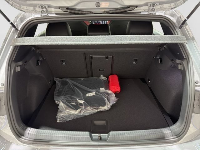 New 2026 Volkswagen GTI SE FWD image 38