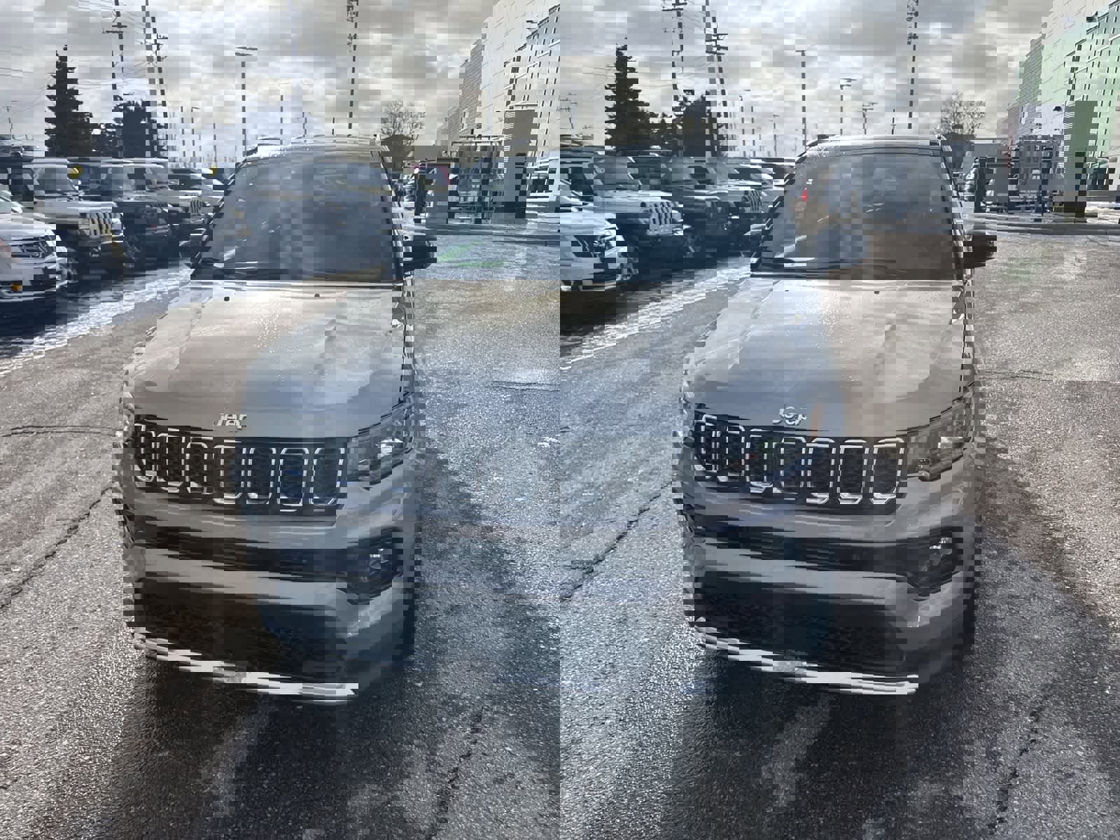 Certified 2023 Jeep Compass Limited image 3