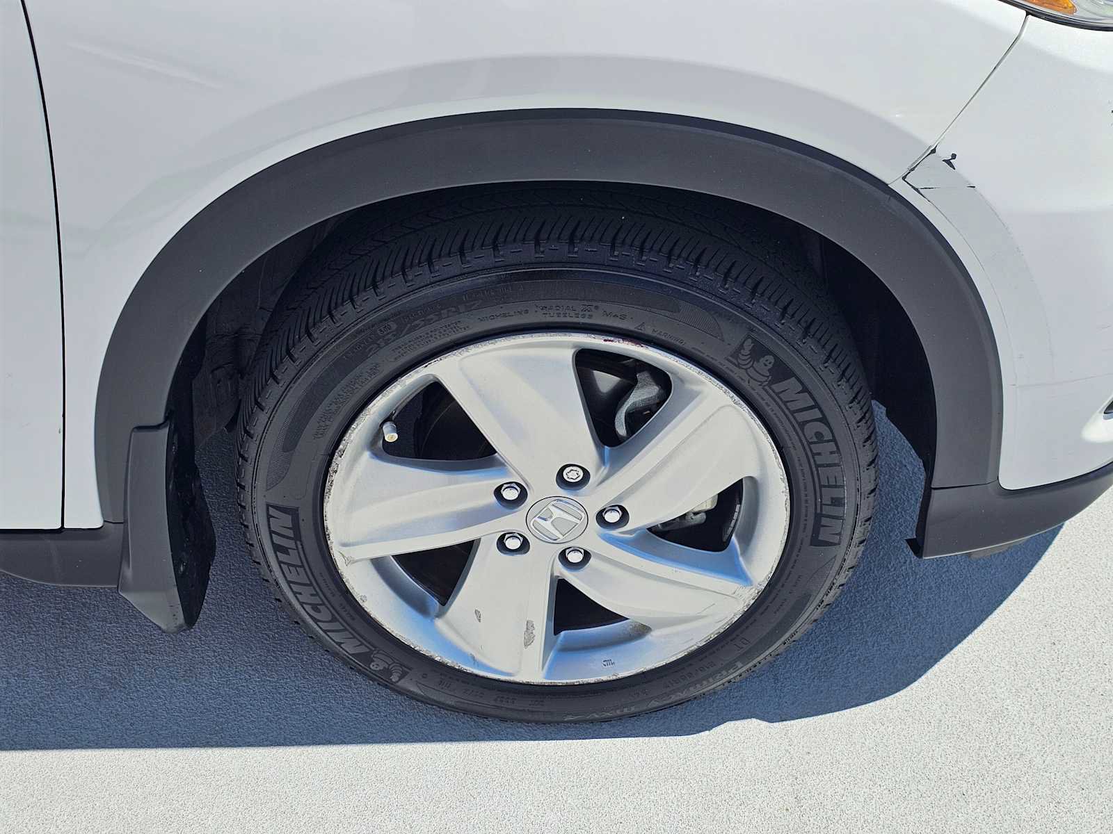 Used 2019 Honda HR-V EX image 9