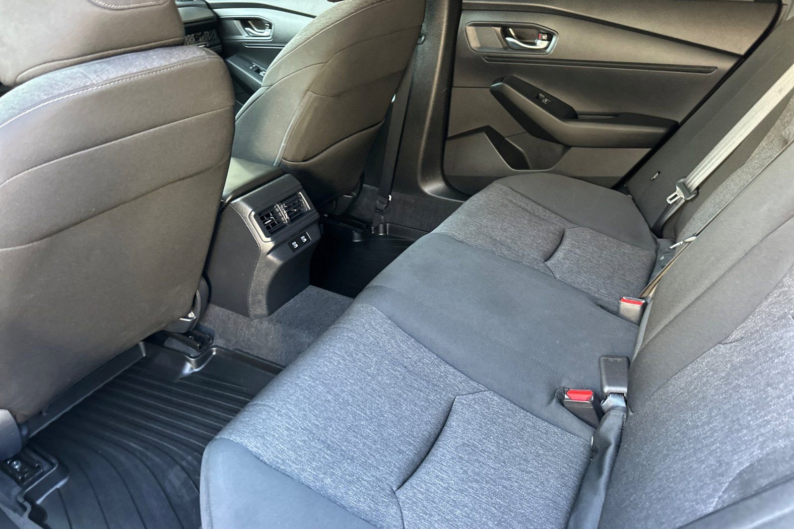 Used 2025 Honda Accord LX image 14