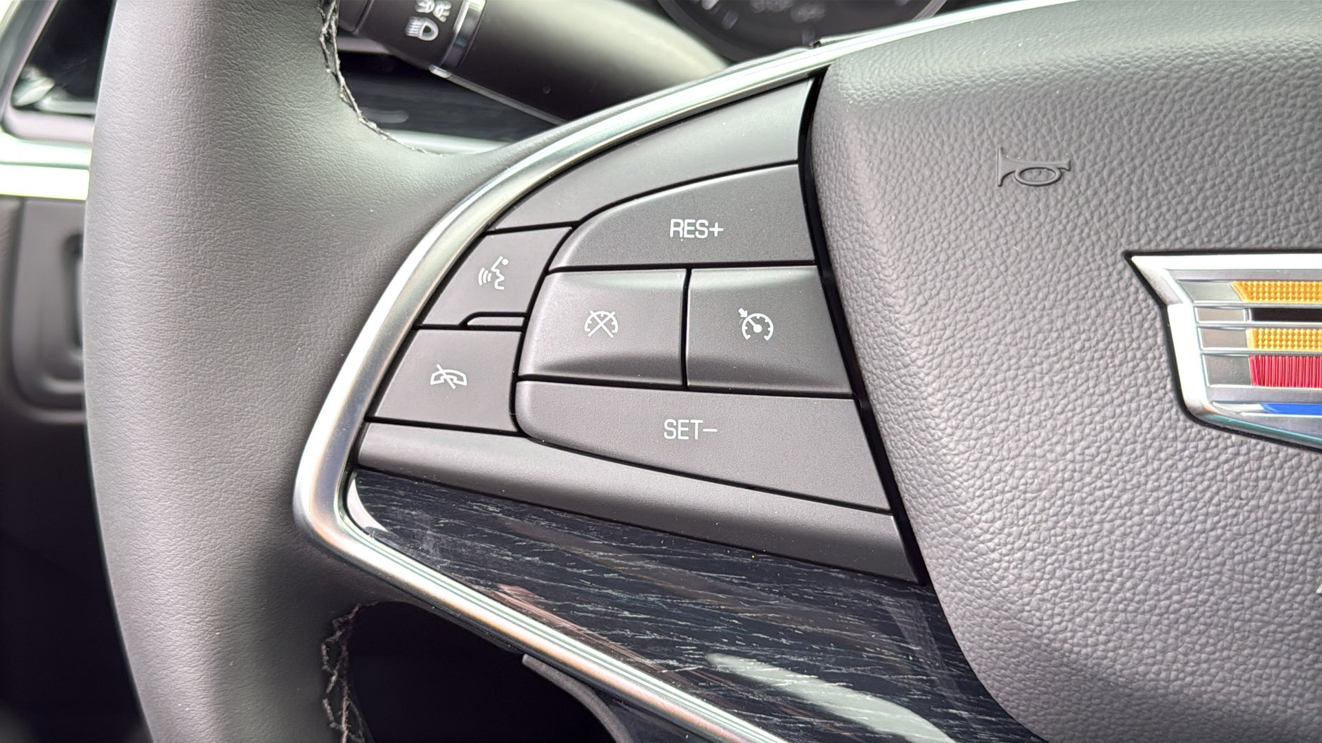 New 2026 Cadillac XT5 Premium Luxury w/ Driver Assist Package image 16