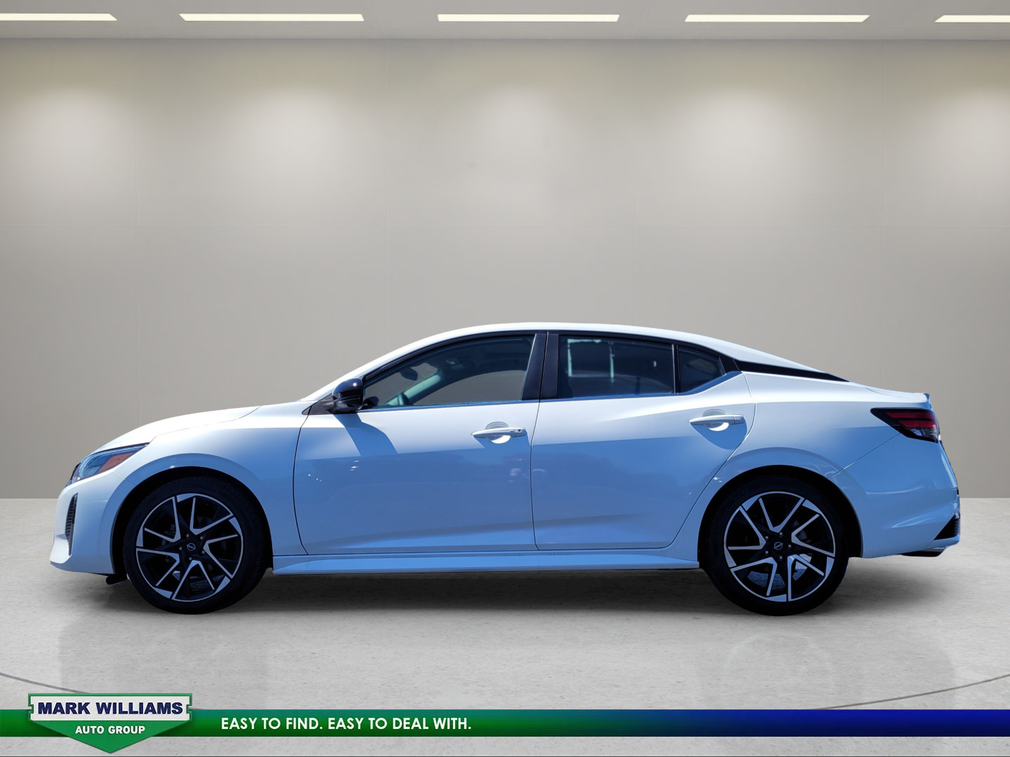 Used 2024 Nissan Sentra SR w/ SR Premium Package FWD image 7