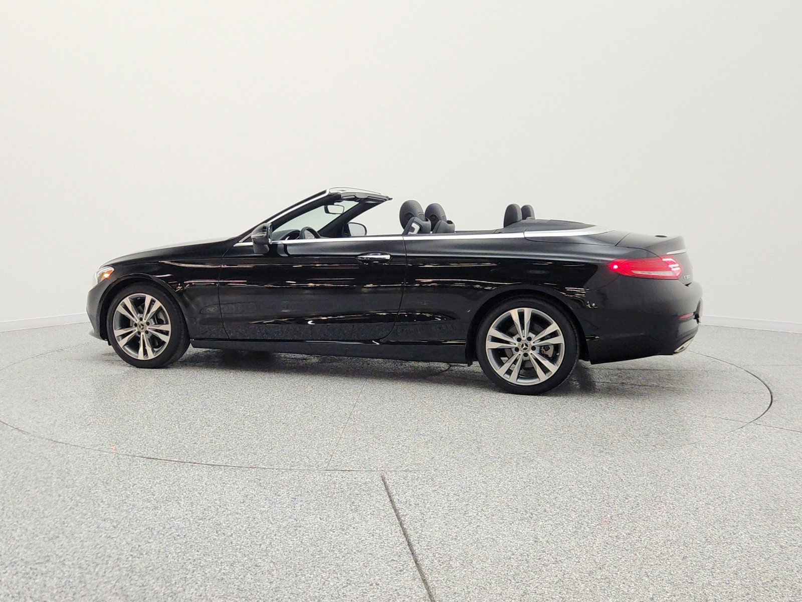 Used 2018 Mercedes-Benz C 300 Cabriolet image 8