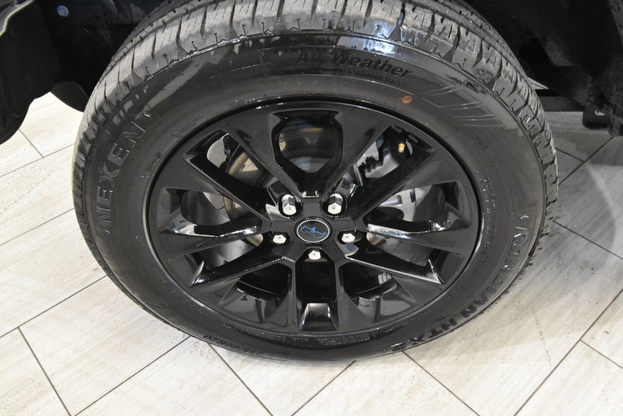 Used 2025 Jeep Wrangler Unlimited Sahara image 10