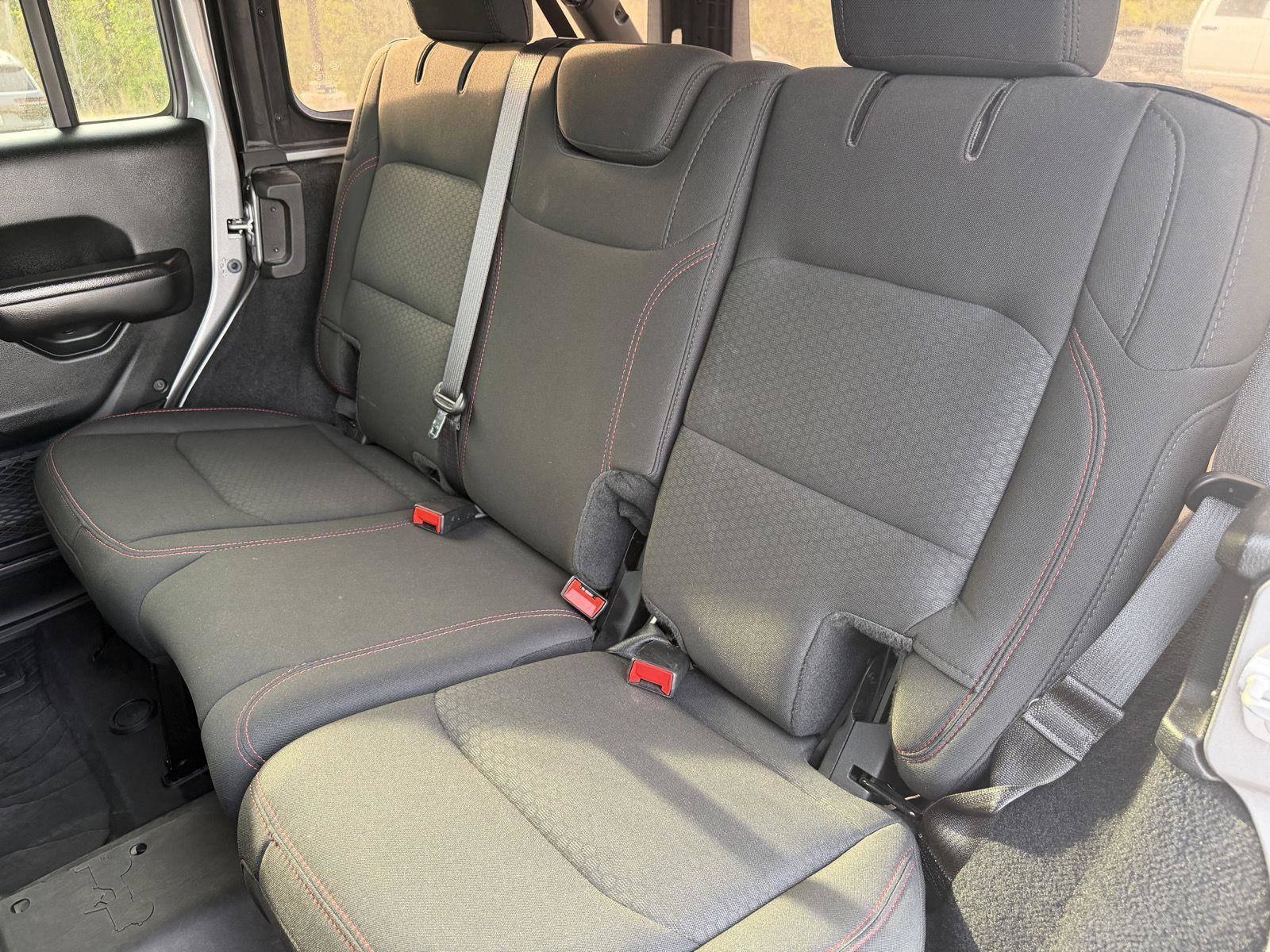 Used 2019 Jeep Wrangler Unlimited Rubicon image 16