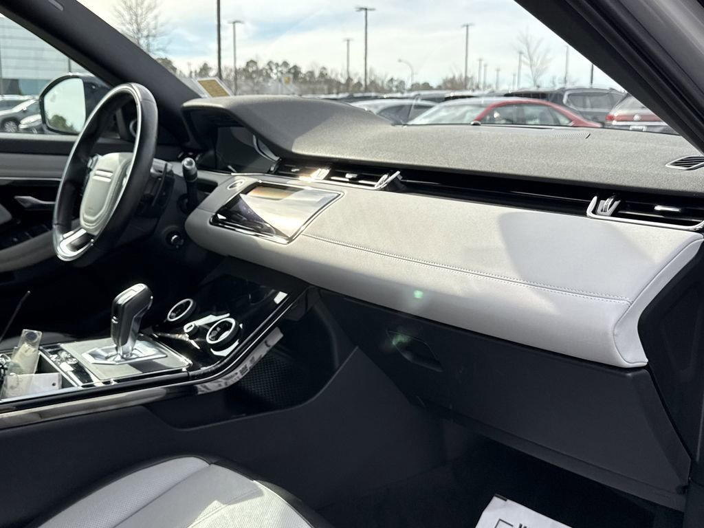 Used 2020 Land Rover Range Rover Evoque First Edition image 19