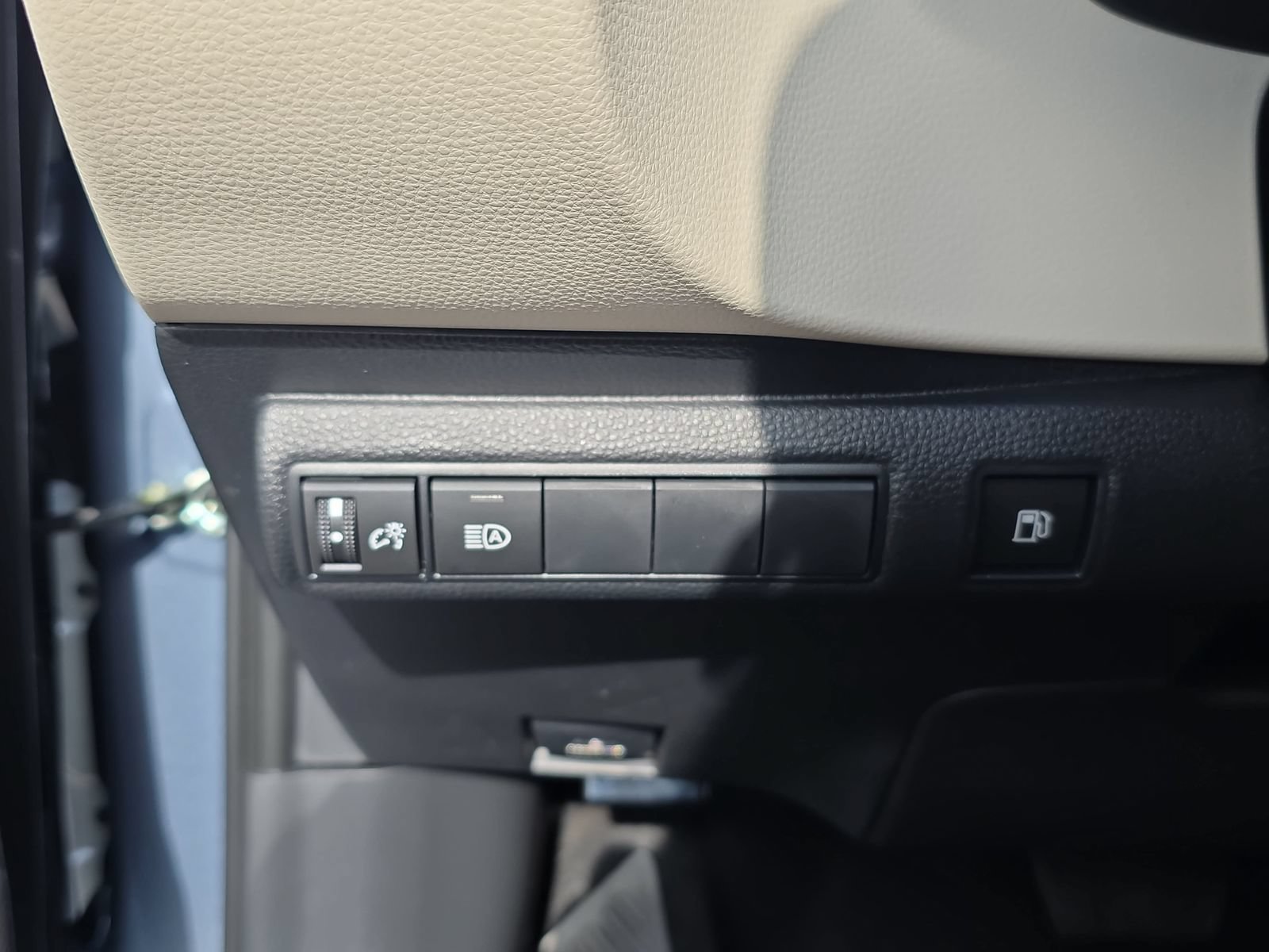 New 2026 Toyota Corolla XLE FWD image 22