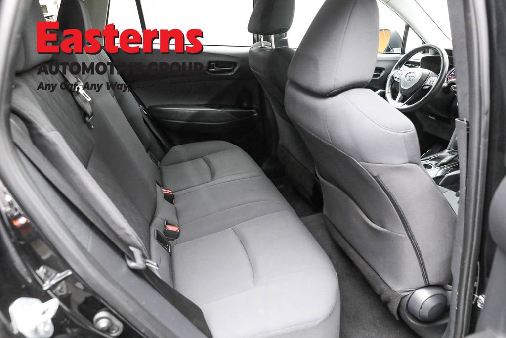 Used 2022 Toyota Corolla Cross LE image 23